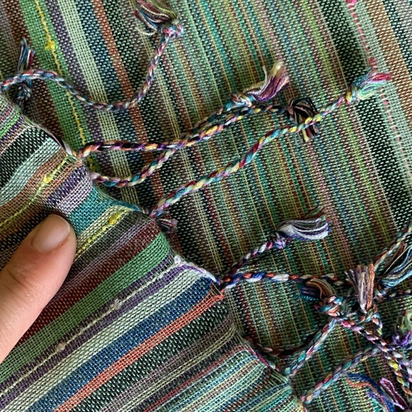 Mix Nouveau green striped scarf with braided fringe made in India - Picture 3 of 8